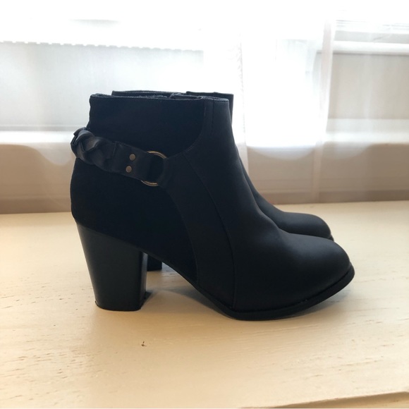 Fun, New Directions Black Booties - Picture 1 of 8